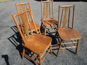 lot 267 image: Four Cottage Kitchen Chairs