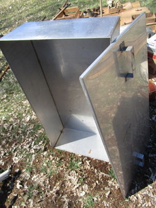 lot 268 image: Stainless Pan With Cover