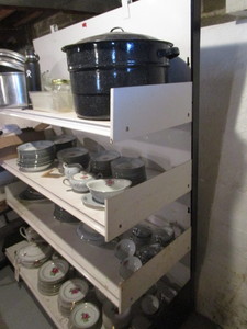 lot 348 image: Metal Adjustable Shelf Similar To Losier