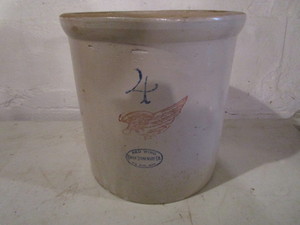 lot 357 image: Red Wing #4 Crock