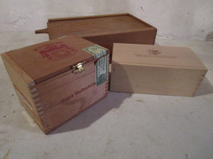 lot 366 image: Wooden Boxes Cigar