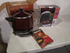 lot 372 image: West Bend Slow Cooker, Forman Grill