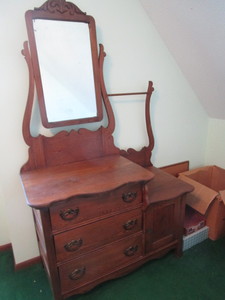 lot 7 image: Dresser, Side Commode & Towel Bar