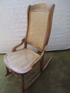 lot 64 image: Sewing Rocker