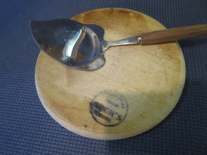 lot 131 image: Kochs Store Wooden Cutting Board