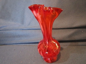 lot 177 image: Lefton Vase