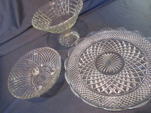 lot 181 image: Fancy Glass - Hostessware