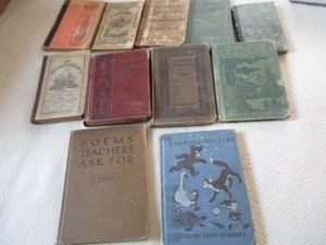 lot 391 image: Vintage Books