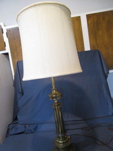 lot 406 image: Table Lamp