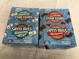 2 x 50 Packs of Swiss Miss Hot Chocolate Packs
