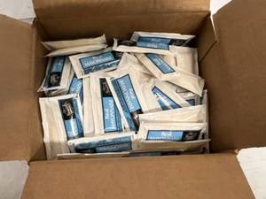 200ct of Single Serve Mayonnaise Pouches