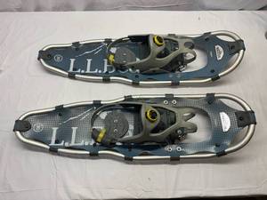 lot 37 image: LL Bean Trailblazer Snow Shoes 30-Mens