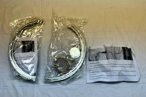 lot 47 image: MM. 2 Metal LED Light Globes