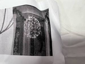 lot 50 image: MM. 2 Metal LED Light Globes