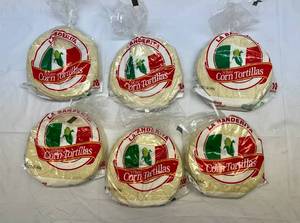 lot 161 image: 2x 12-12oz Cans Waterloo-Tropical Fruit