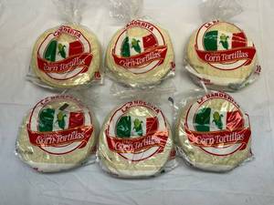 lot 164 image: OO.6x 18ct White Corn Tortillas-Street Taco Size