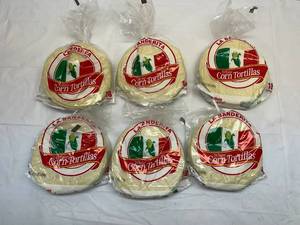 lot 166 image: OO.6x 18ct White Corn Tortillas-Street Taco Size
