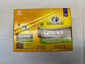 lot 208 image: 12x 3oz Pouches Gravies Healthy Indulgence