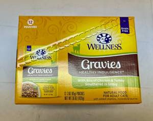 lot 213 image: 12x 3oz Pouches Gravies Healthy Indulgence