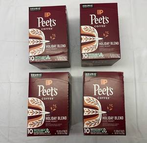 lot 245 image: 4x 10ct Kcup Peets Holiday Blend Coffee