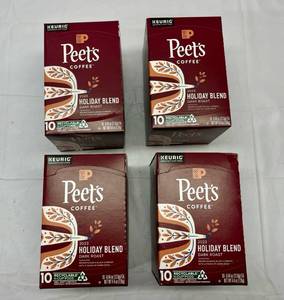 lot 246 image: 4x 10ct Kcup Peets Holiday Blend Coffee