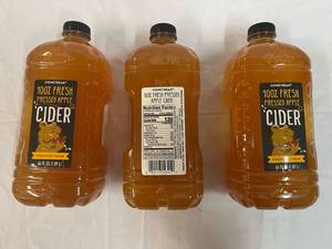 lot 303 image: 3x 64oz Honeycrisp Apple Cider