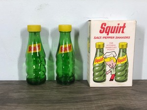 lot 105 image: Vintage 1974 Squirt Salt & Pepper Shakers in the Original Box