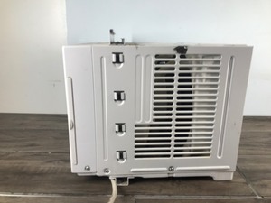 lot 143 image: Denali Aire Window Air Conditioner
