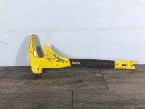 lot 144 image: Stanley Fat Max Utility Bar