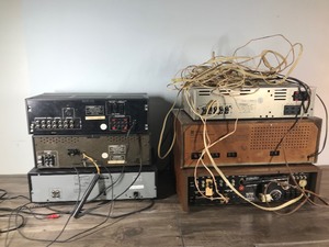 lot 166 image: Lot of Stero Equipment - List of Stero Equipment is Listed in the Description