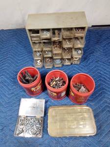lot 346 image: Organizer, coffee cans and tackle boxes of hardware