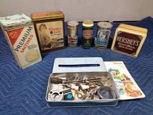 lot 335 image: Box of vintage tins, beer cans and more