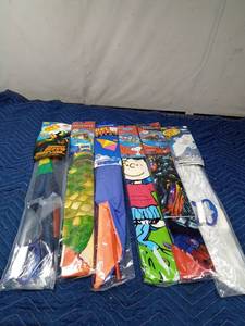lot 282 image: 6 New kites