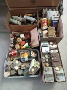 lot 284 image: 5 Boxes of 76 Union cans, paint, stains, thinners and cleaners