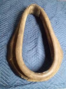 lot 252 image: Horse collar