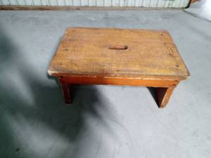 lot 223 image: Solid wood step stool52.