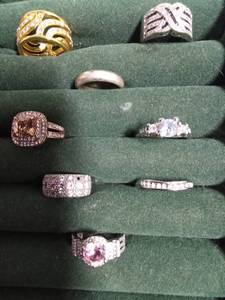 lot 65 image: Sterling silver ring and 7 others
