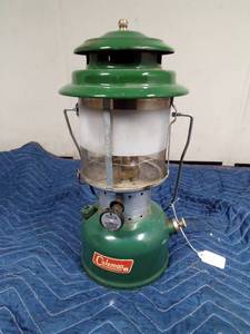 lot 58 image: 1967 Coleman lantern