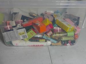 lot 4 image: Bin of Mixed Cosmetics and Personal Care