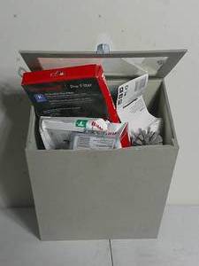 lot 6 image: Windowed Fabric Bin of House Wares