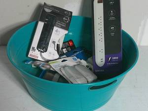 lot 7 image: Small Bin of Electronics