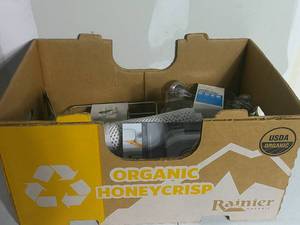 lot 12 image: Apple Box of Showers Storage Kitchen Products