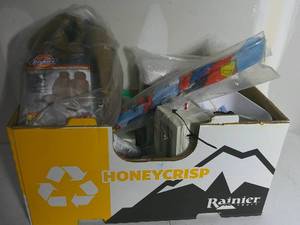lot 28 image: Apple Box of Housewares Home Consumer Products