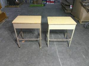 lot 50 image: Set of 2 Vintage School Desks with Cubbies