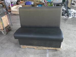 lot 73 image: Chic Restaurant Style Booth Bench