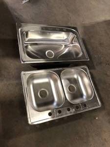 Lot of Assorted Sinks Various Models and Conditions  Customer Returns See Pictures