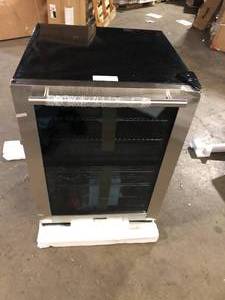 Magic Chef 44 Bottle Dual Zone Wine Cooler in Stainless Steel    Customer Returns See Pictures