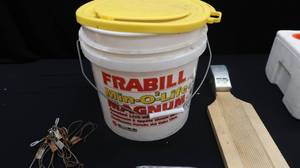 lot 29 image: 5 GALLON MINNOW BUCKET, FISH SCALING BOARD, FRABIL FOAM WORM BUCKET, STRINGER, 2 NEEDLE NOSE HOOK REMOVERS