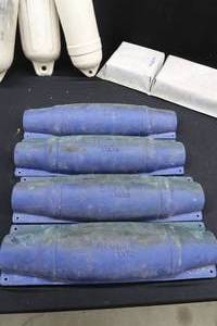 lot 36 image: 4 BLUE TOMMY DOCKS BUMBER BOAT PADS, ASSORTED WHITE DOCK BUMBERS