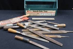 lot 76 image: METAL TOOL CADDY FILLED WITH FILES